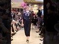 Wanita, Bunga dan Imajinasi Rinaldy A. Yunardi
