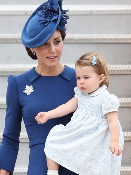 Alasan Kate Middleton Memotret Sendiri Anak-anaknya untuk Foto Kerajaan Alasan Kate Middleton Memotret Sendiri Anak-anaknya untuk Foto Kerajaan