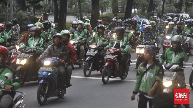 Tak Ditanggapi Manajemen, Pengemudi Gojek Minta Bantuan Ahok