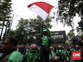 Gojek Beri Penjelasan dengan Secarik Kertas Tulisan Tangan