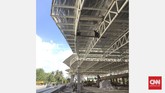 Penyempurnaan dan penyelesaian terminal Bandara Supadio merupakan proyek tahap III yang dikerjakan oleh PT Nindya Karya.