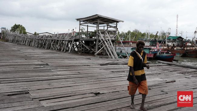 Distrik Ilwayab, 'Surga' Nelayan yang Mati Perlahan