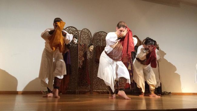 Tari Indonesia Berpadu Drama Yunani di Panggung London