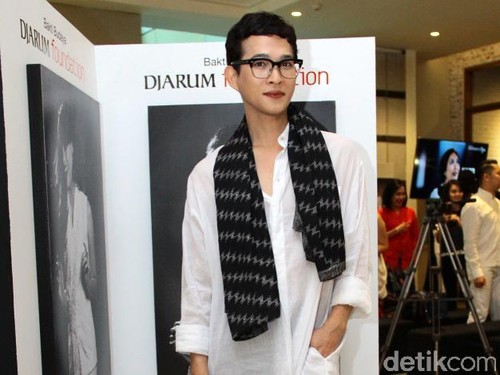 Oscar Lawalata Bicara Potensi Batik Bisa Eksis di Pasar Eropa Oscar Lawalata Bicara Potensi Batik Bisa Eksis di Pasar Eropa