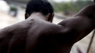 Aktor Bollywood Ubah 'Dad Bod' Jadi Berotot