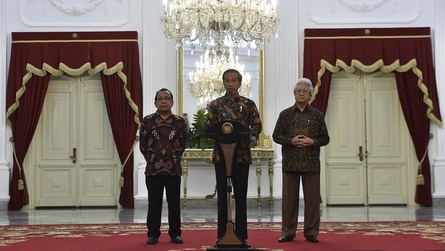 Jejak Prestasi Jokowi Ala Istana