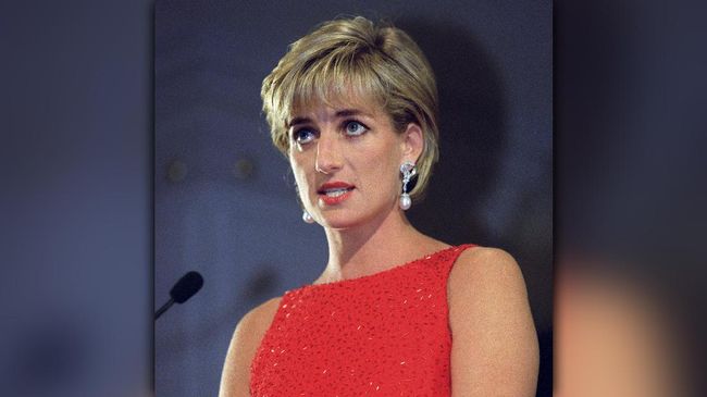 <i>Hairstylist</i> Diana Ungkap Rahasia Rambut Ikoniknya