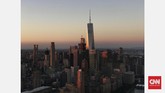 Apple menyematkan resolusi kamera iPhone 7 12 megapiksel di bagian belakang dan 5 megapiksel di bagian depan. (CNN Indonesia/ Suryanda Suryono)