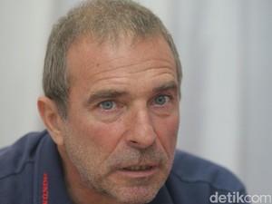 Mantan Manajer Tim Suzuki di MotoGP Jual Semua Barang Tim Gegara Ini