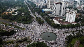 Aksi Putih Anti Ahok