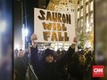 Demonstran AS: Donald Trump Seonggok Kotoran