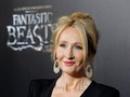 Fan Kritik J.K. Rowling soal Hubungan Dumbledore-Grindelwald