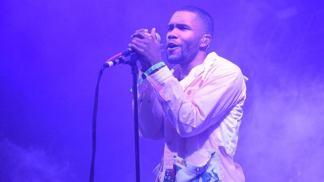 Frank Ocean Kritik Penyelenggaraan Grammy Awards