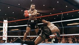 FOTO: Sensasi Cakap Tyson si Leher Beton