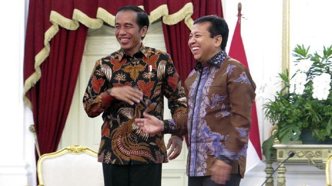 Istana Tegaskan Jokowi Tak Recoki Pergantian Ketum Golkar