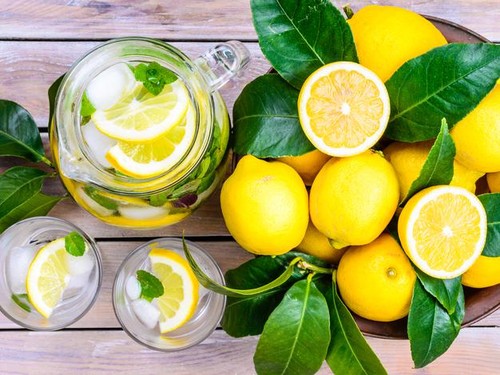 Minum Air Lemon untuk Buka Puasa, Amankah? Minum Air Lemon untuk Buka Puasa, Amankah?