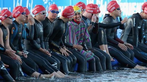 Ini Ironman Berhijab Pertama Asal Iran di Pertandingan Triathlon Dunia Ini Ironman Berhijab Pertama Asal Iran di Pertandingan Triathlon Dunia