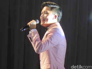 Lirik dan Chord Hingga Tua Bersama oleh Rizky Febian