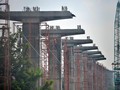 Demi LRT, Meniti Jarak Sejengkal Dengan Waktu Tempuh 'Seabad'