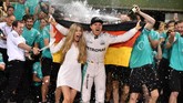 Kemenangan Nico Rosberg musim ini jadi momentum besar baginya untuk bisa mengulang kesuksesan serupa tahun depan. (AFP PHOTO / Andrej ISAKOVIC)