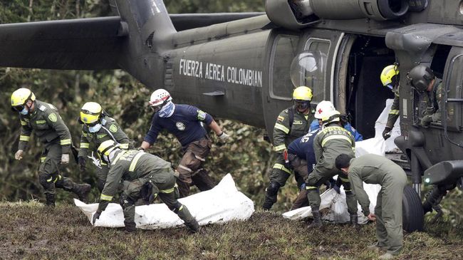 Tali Putus, Tentara Tewas Saat Bergelantung di Helikopter