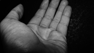 Kisah Ibu 79 Tahun yang 'Hobi' Mengemis
