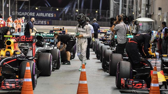 Kabut Asap Tak Hentikan F1 Singapura