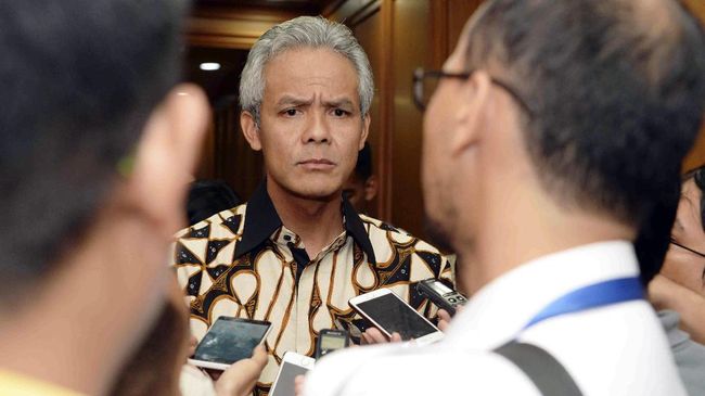 Soal Kendeng, Jokowi Lempar Bola ke Ganjar Pranowo