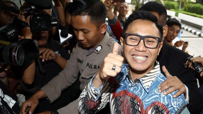 Eko Patrio Bandingkan Kasus Zulhas dengan Menteri Jokowi