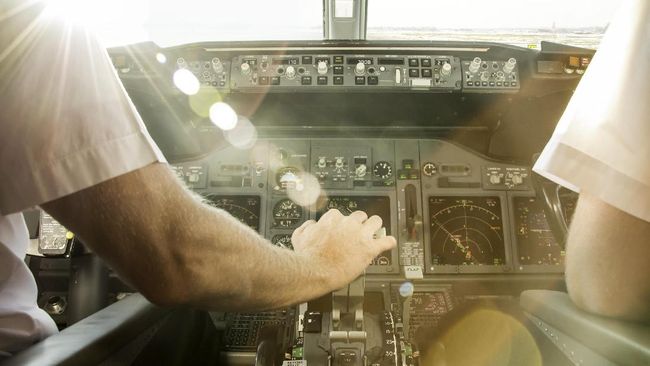 Studi: Pilot Komersil Bisa Depresi Saat Terbang