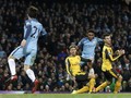 Guardiola Tak Gubris Kembalinya Sterling ke Anfield