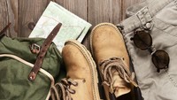 Boots Merah Susah Dipadu? 5 Formula Outfit yang Gampang Ditiru dari Kampus ke Kantor 