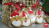Perayaan Natal dan Tahun Baru sudah di depan mata. Saatnya menyajikan kue kecil sampai makanan utama untuk keluarga dan para tamu. Andalkan resep klasik, lalu tambahkan hiasan atau elemen khas Natal yang lucu. (CNNIndonesia/Mundri Winanto)