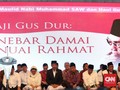 Jokowi Kenang Almarhum Gus Dur Lewat Peci