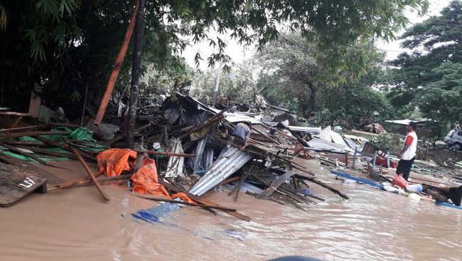 Jusuf Kalla Tinjau Lokasi Banjir Bima