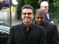 Jenazah George Michael Belum Bisa Dimakamkan