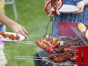 Sambut Tahun Baru 2025 dengan Pesta BBQ Seru di Rumah!