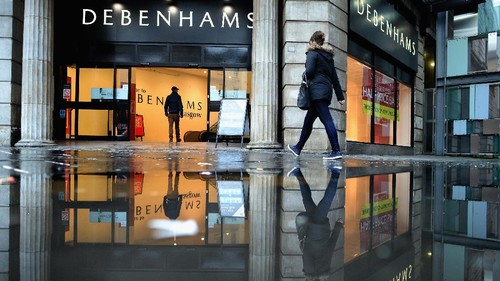 Debenhams Jadi Department Store Pertama yang Jual Hijab di Inggris Debenhams Jadi Department Store Pertama yang Jual Hijab di Inggris