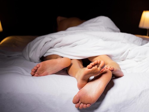 5 Cara Unik untuk Bangkitkan Gairah Seks Pasangan 5 Cara Unik untuk Bangkitkan Gairah Seks Pasangan