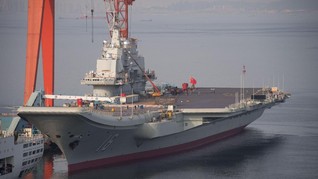 Kapal Induk China Berlayar di Selat, Taiwan Waspada