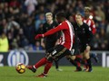 Dua Penalti Defoe Gagalkan Kemenangan Liverpool