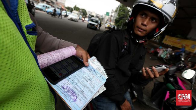 Tilang Elektronik di Jakarta Mulai Berlaku November