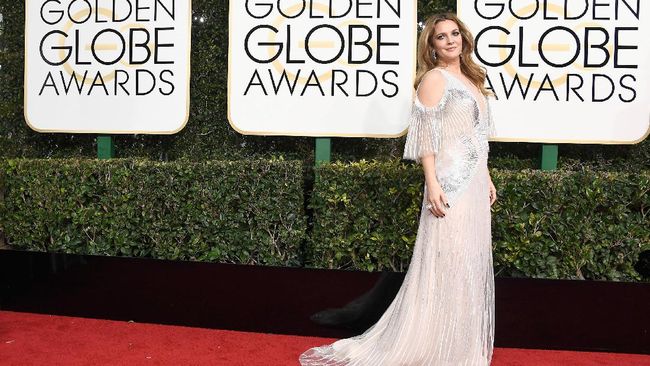 Luncurkan Label Sendiri, Drew Barrymore Rambah Dunia Mode