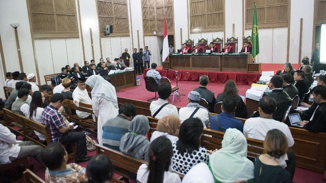 Kuasa Hukum Ahok Laporkan Kesaksian Novel di Pengadilan