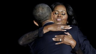 Pesan Rahasia di Balik Lukisan Gaun Michelle Obama