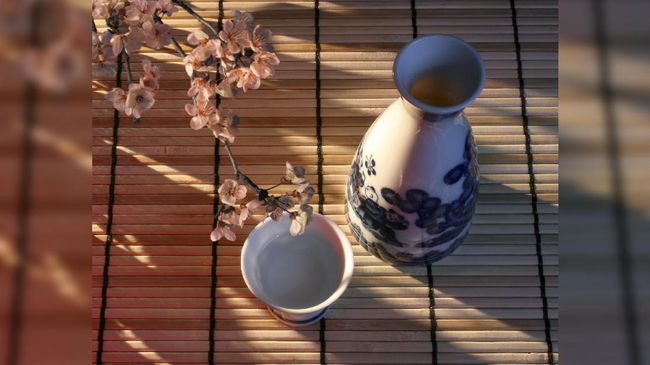 Menikmati Berendam Sake di Negeri Sakura