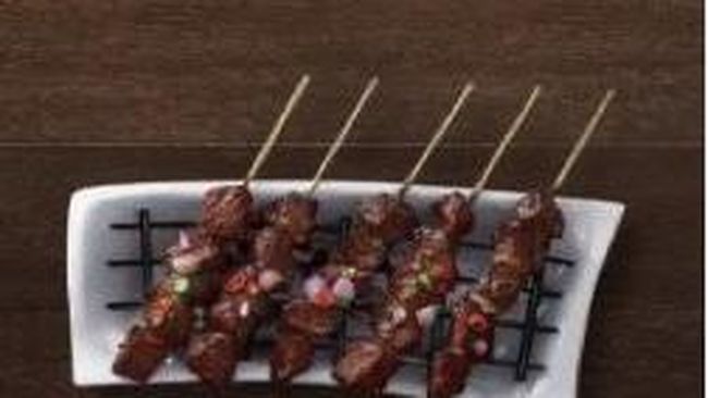 Sate Sapi Jadi Menu Wajib di Momen Pergantian Tahun