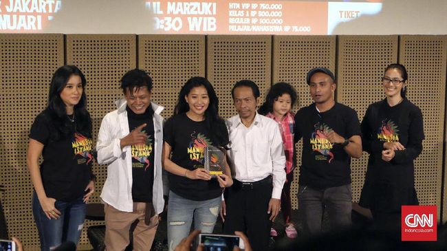 'Manusia Istana,' Memprotes Negara Lewat Budaya