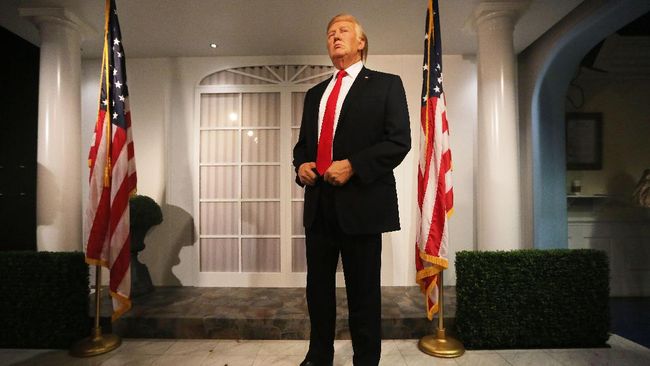 Donald Trump 'Usir' Obama dari Ruang Oval Madame Tussauds