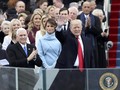 'Roh' Jackie Kennedy di Gaun Biru Melania Trump